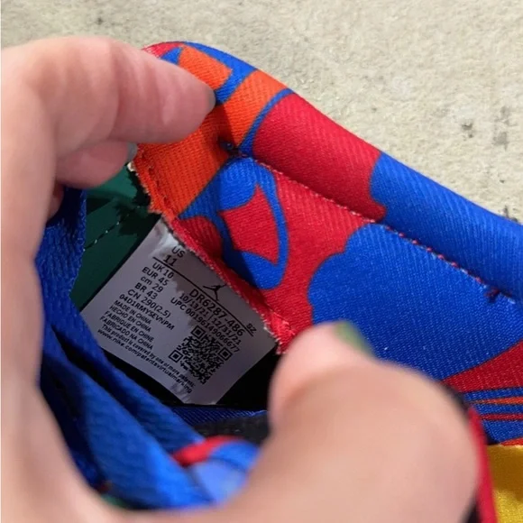 Jordan men’s 2022 Doernbecher Retro 5 low - Picture 5 of 6